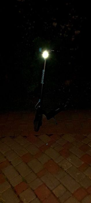 Продам електросамокат  Proove