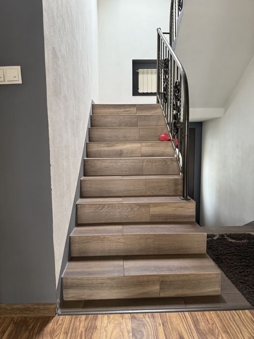 Komfortowy Dom z Budynkiem Gospodarczym