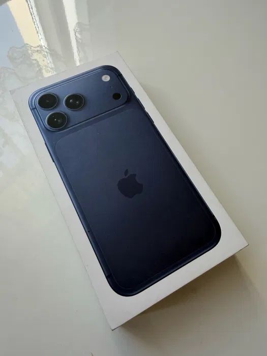 I phone 17 pro max