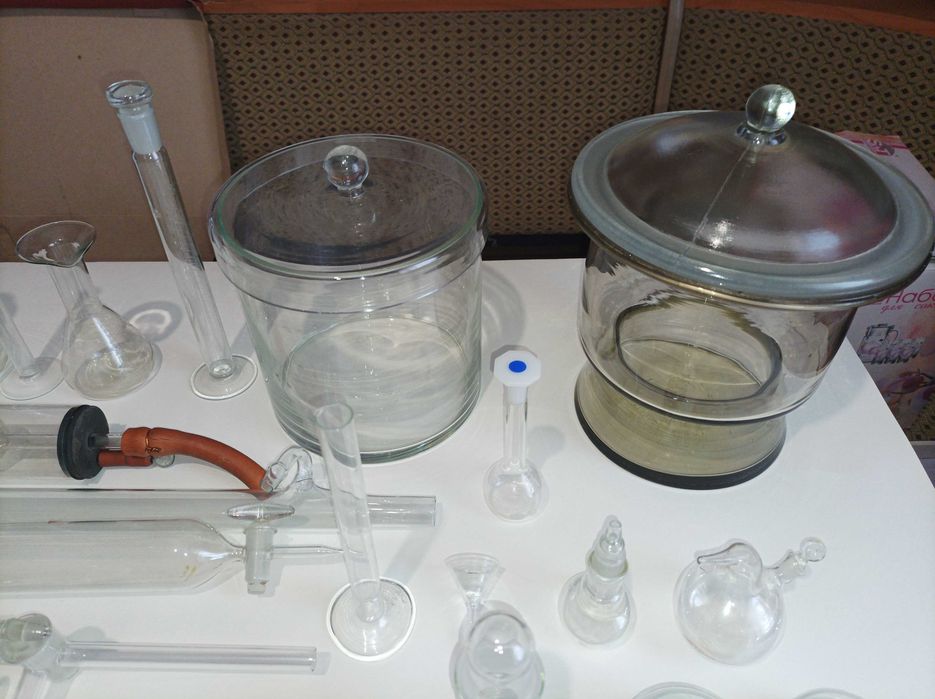 эксикатор  лабораторная посуда