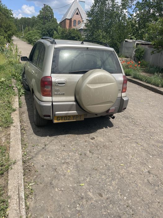 Toyota RAV4 2004 года обмін