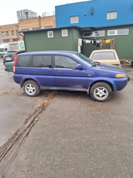 В продажу Honda HR-V