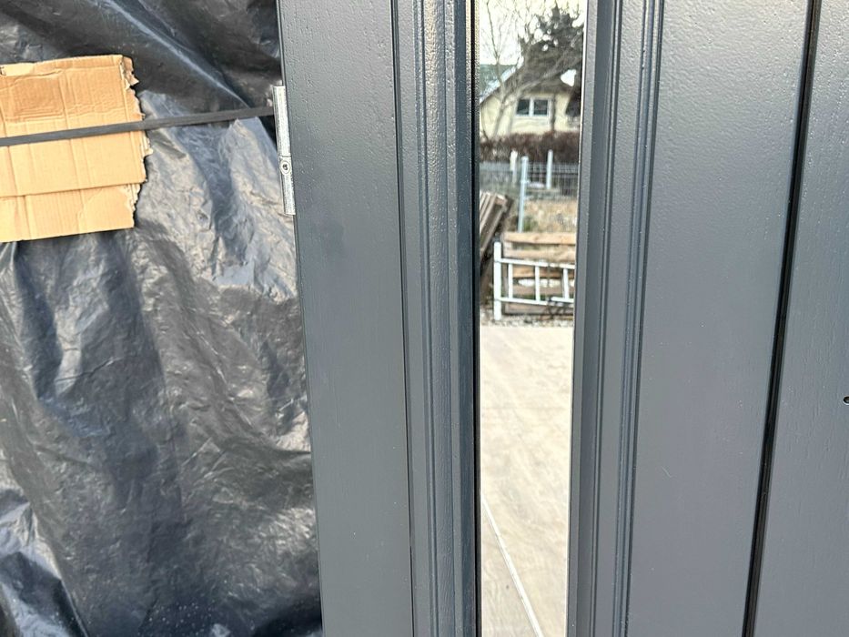 Drzwi zewnętrzne drewniane900 OFERTdwuskrzydłowe  128 antracyt ral7016