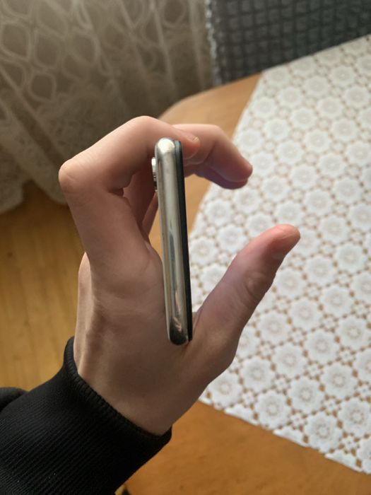 Продам iPhone 10x 64