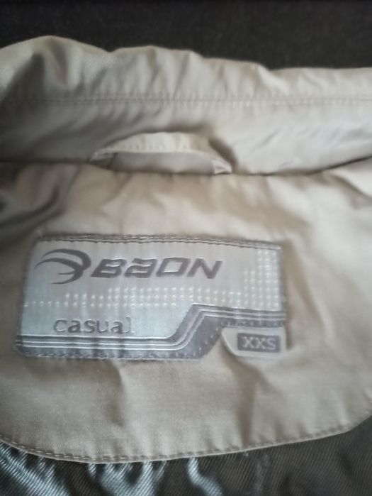 Trencz, płaszczyk, kurtka szara. XS.