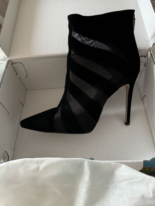 Ботильйони (напівсапожки) Miraton