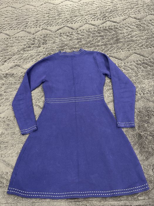 Тепле плаття в синьому кольорі