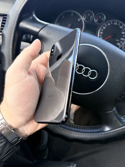 Apple iPhone XS 64Gb Neverlock 100% батарея