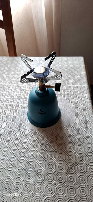 Fogão camping gas novo com garrafa nova