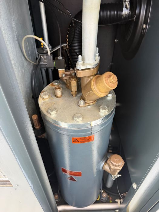 Kompresor śrubowy Kaeser ASD 50T SFC 25KW falownik