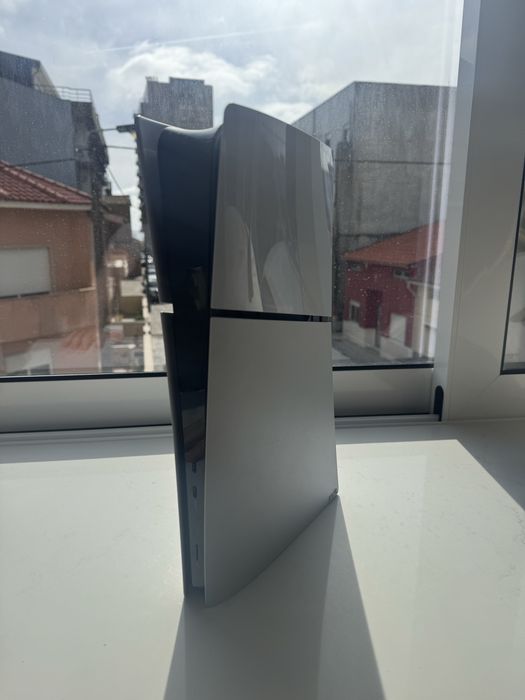 Playstation 5 slim 1TB