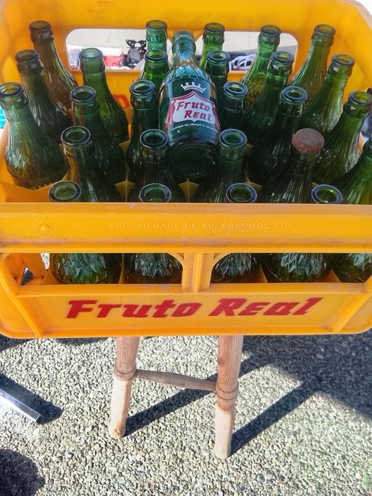 Garrafas pirografadas Fruto Real com grade