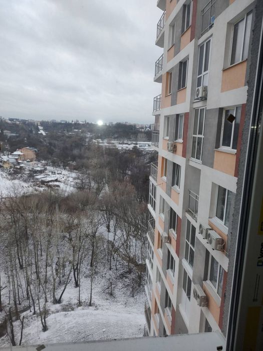 Продаж двохкімнатної квартири на 12 поверху 55 м.