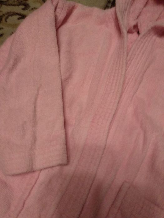 Продам махровий бавовна халат для дівчинки р. 10