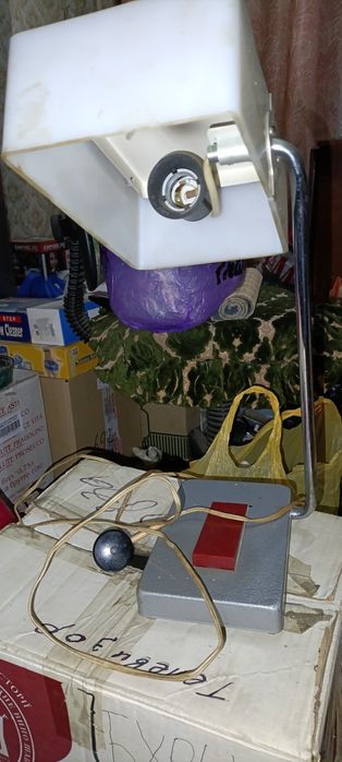 настольная лампа