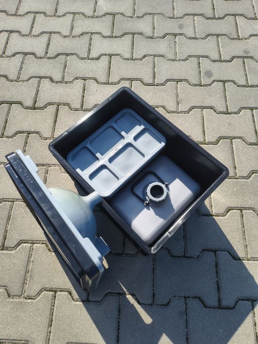 Kamping toilet , przenośna.