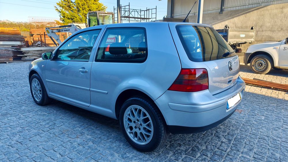 Volkswagen Golf 4 IV - 1.9 TDI