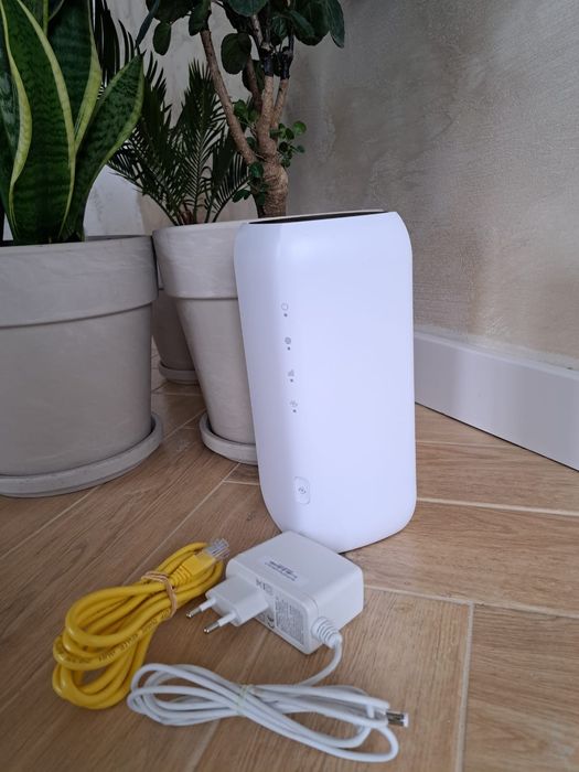 Zyxel Nr 5103EV2  router modem 5G