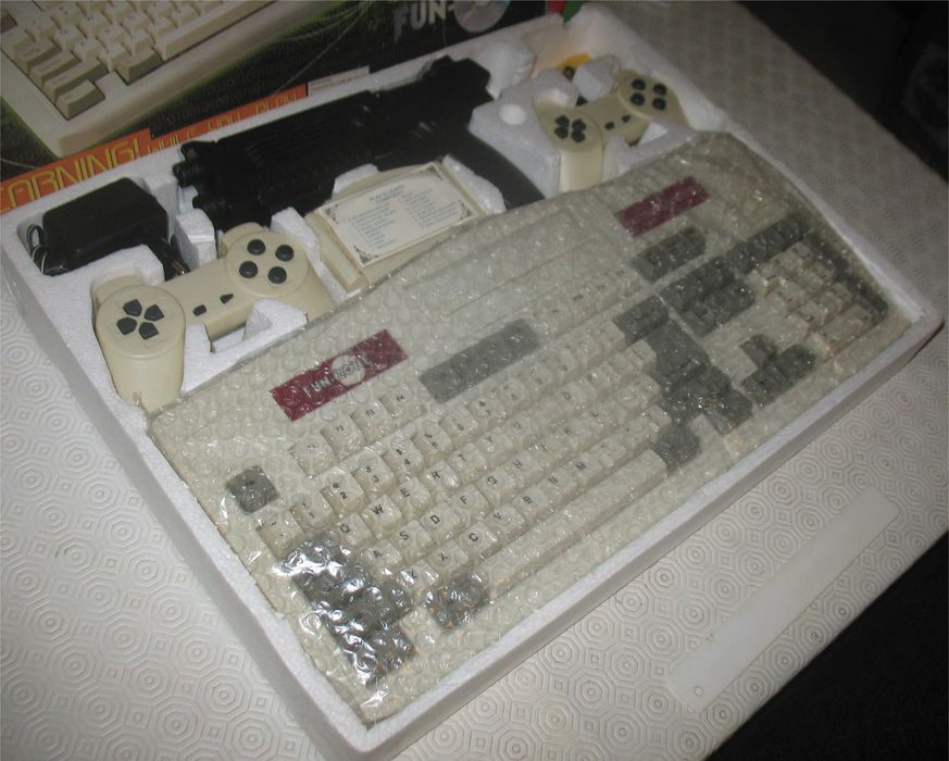 Consola Vintage - New Educational Computer