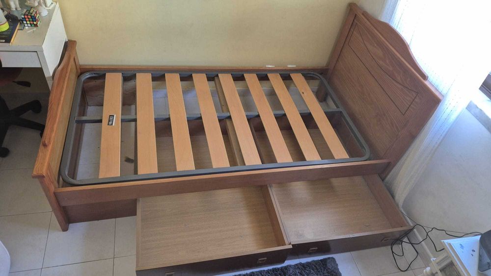 Cama de jovem solteiro