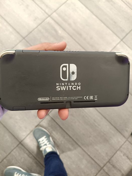 Nintendo switch lite impecável