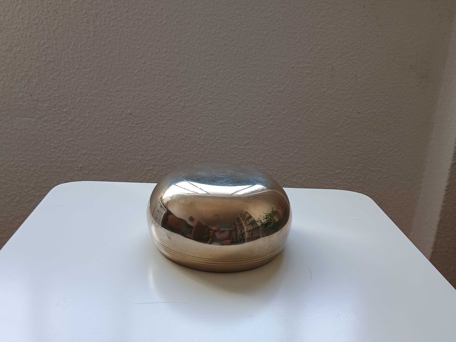 Taça tibetana lisa dourada