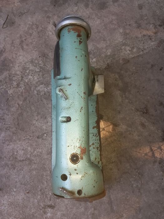 Продам швейну машинку 97а