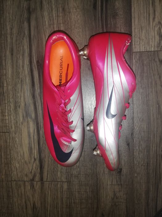 Sprzedam korki Nike mercurial wkręty rozmiar 44!!