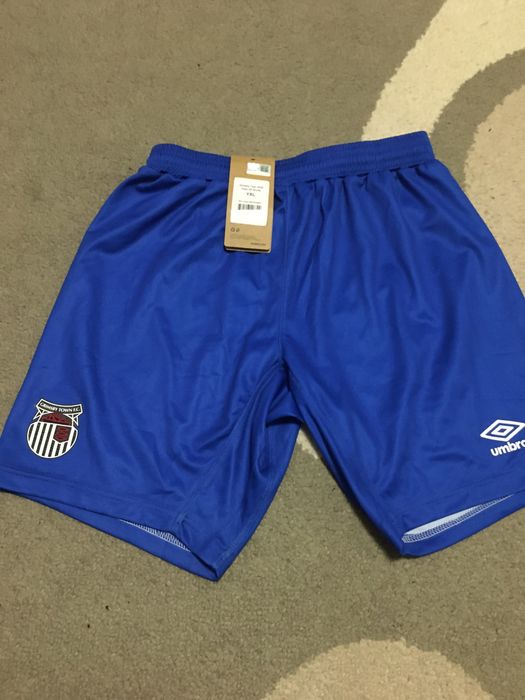 Шорты умбро. Новые