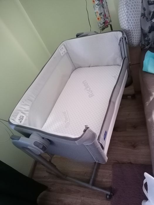 Chicco Next2Me Magic  łóżeczko dostawne dostawka