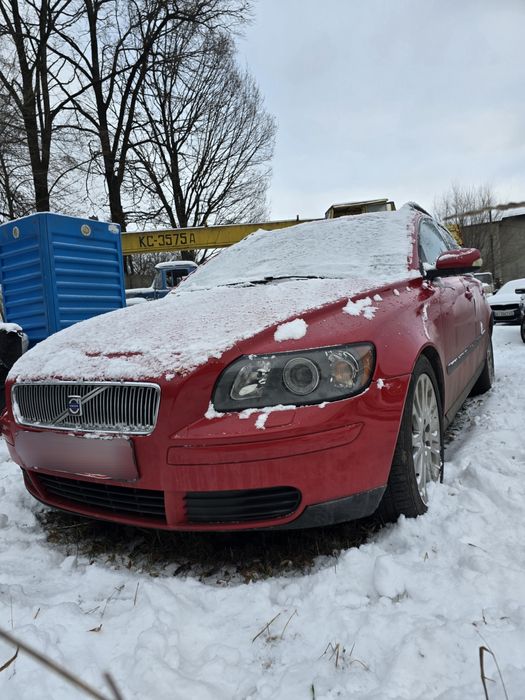 Продам Volvo v50 2.0d
Механіка 6ст
Авто на ходу справне
Загранане з Литви доки через фонд