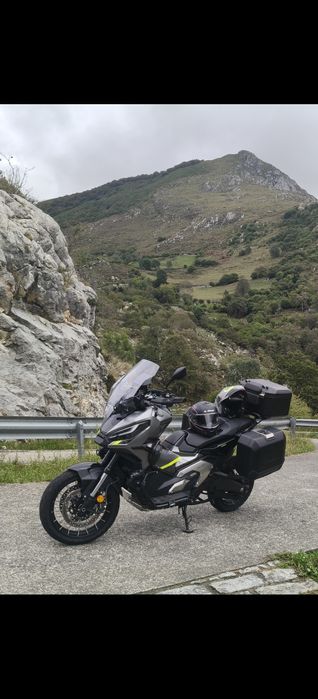 Honda X-ADV  750