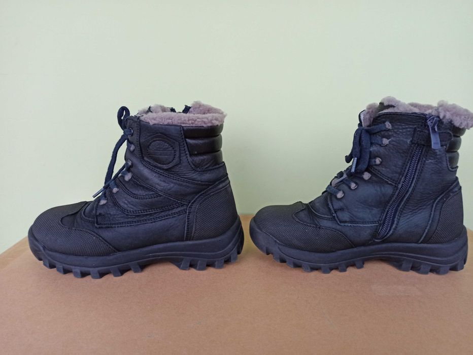 Зимние ботинки на натуральной цигейке  для мальчика 33р 21см
