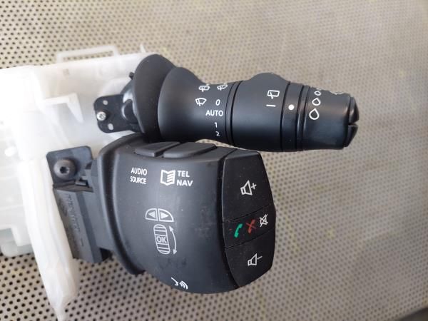 Conjunto / manetes de luzes e limpa vidros RENAULT Megane III Grandtou