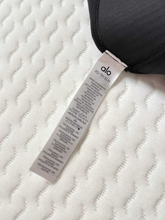 Оригінальний спортивний костюм Alo Yoga Airlift • Black • XS–S