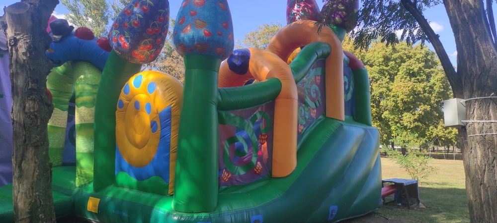 Терміново Атракціон надувний батут Волшебний лес