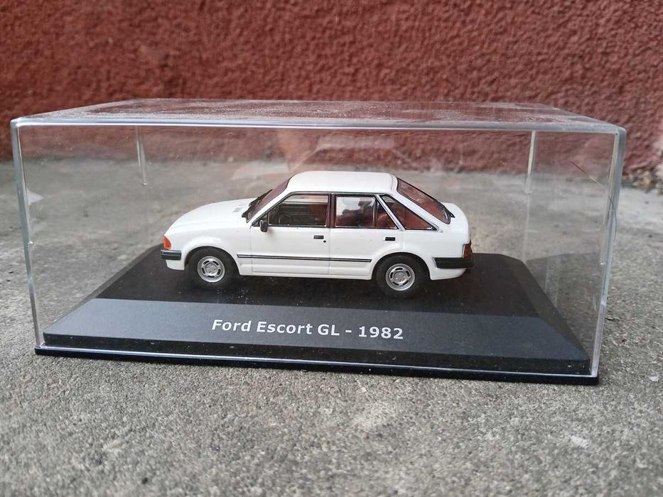 Ford Escort GL 1982 Salvat 1:43 model samochodu