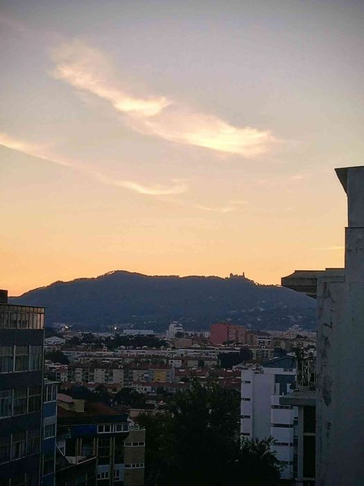 Quarto de Casal/Individual em Rio de Mouro – 5 min da Estação – Disponível 24/Ago