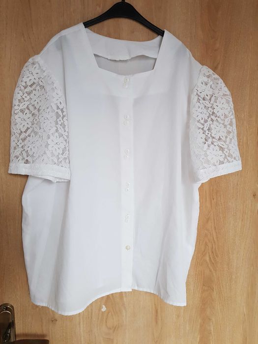 Bluzka biała rozm. XXL/44 koronkowy krótki rękaw