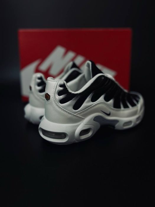 Уникальные женские кроссовки Nike Air Max Tn plus/ белые найк 95