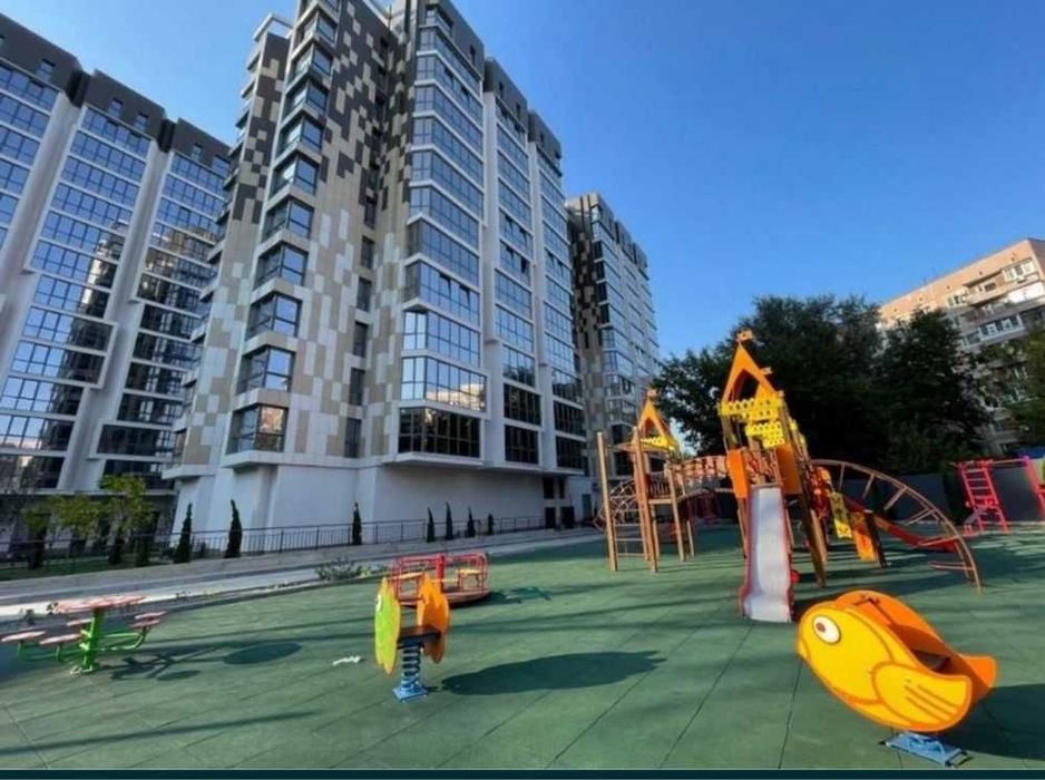3-кімнатна квартира ЖК Comfort City Рибінський новий ремонт Дафі