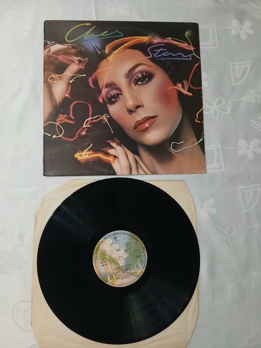 Płyta winylowa Cher "Stars" 1-press z 1975.r.wyd.UK stan exstra cena  149 zł.