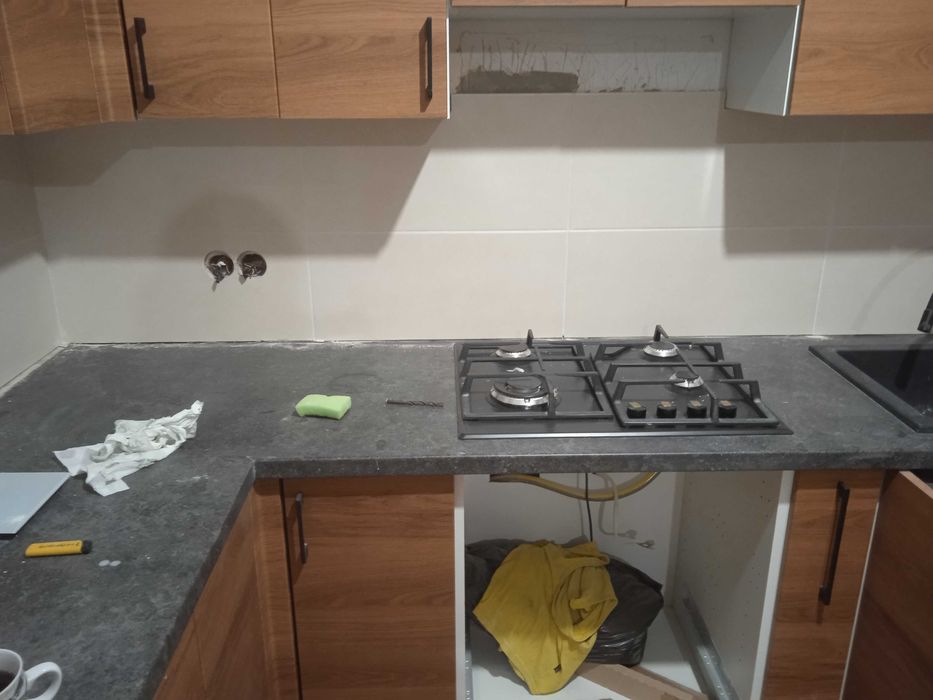 Drobne wykończenia i remonty, Układanie paneli