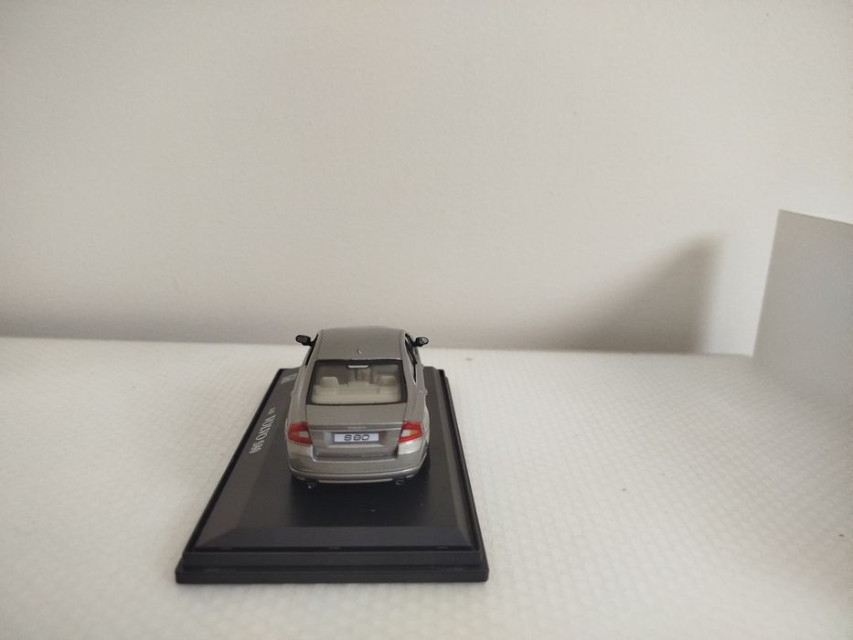 Miniatura Volvo S80 Nova 1/43
