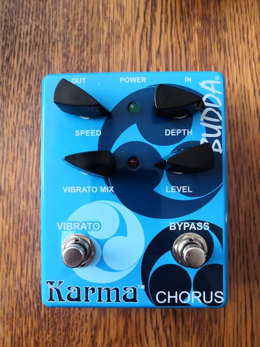 Budda chorus/ vibrato analog