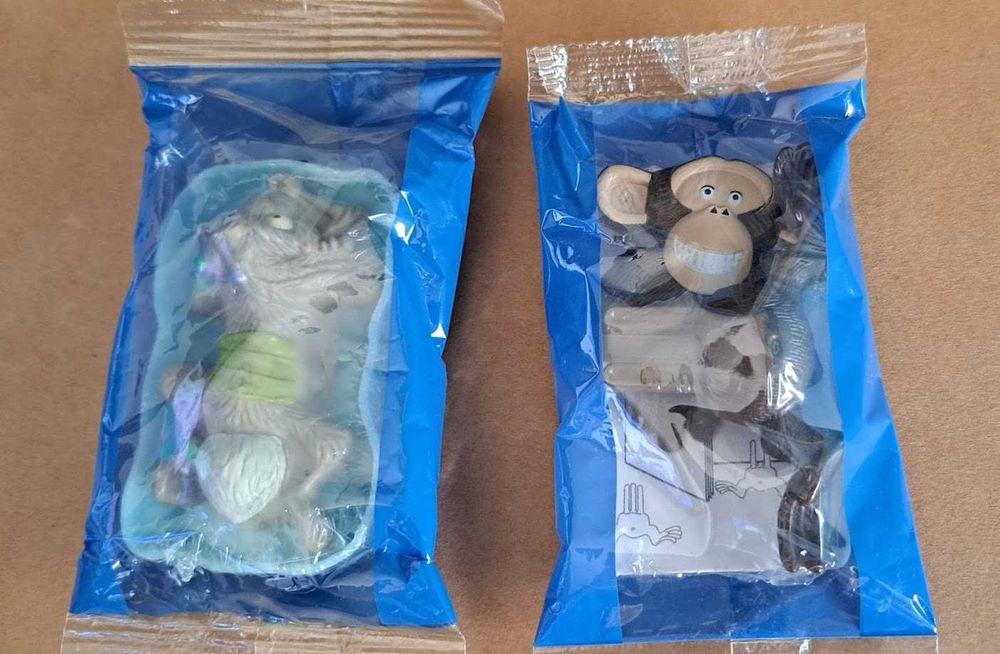 Bonecos PVC , Kinder, Vários...