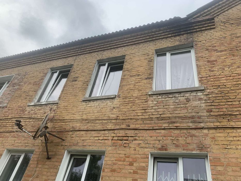 Продається трикімнатна квартира