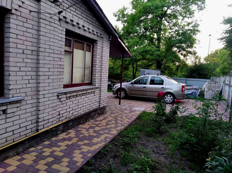 Будинок в с. Черняхів