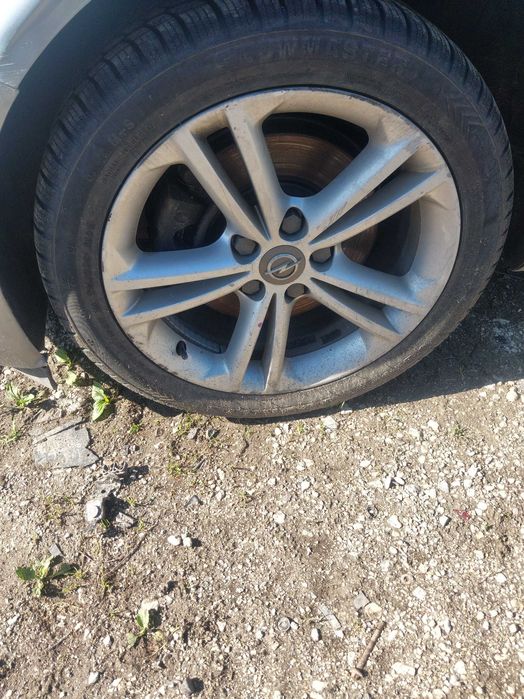 Felgi aluminiowe kola opel insignia a  r18  2010r