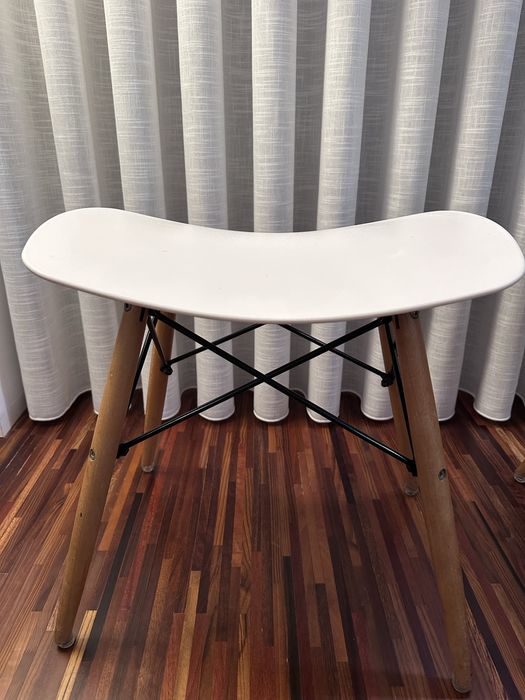 2 Bancos jantar - Design Escandinavo